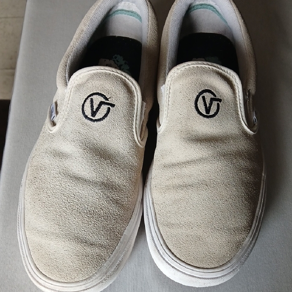 Vans Slip-On Suede Sneakers in Cream with Black Embroidered Logo - Picture 3 of 8